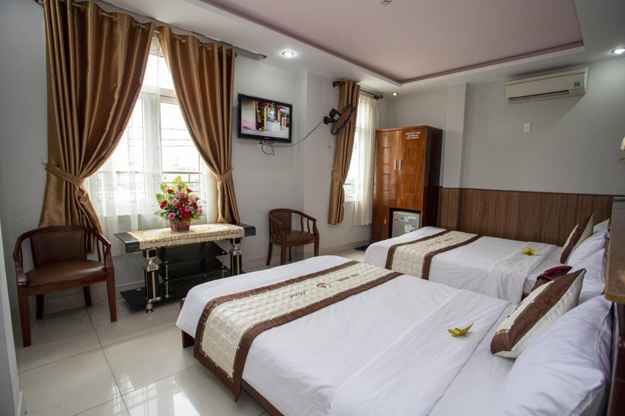 Cong Thuong Hotel Da Nang Buitenkant foto