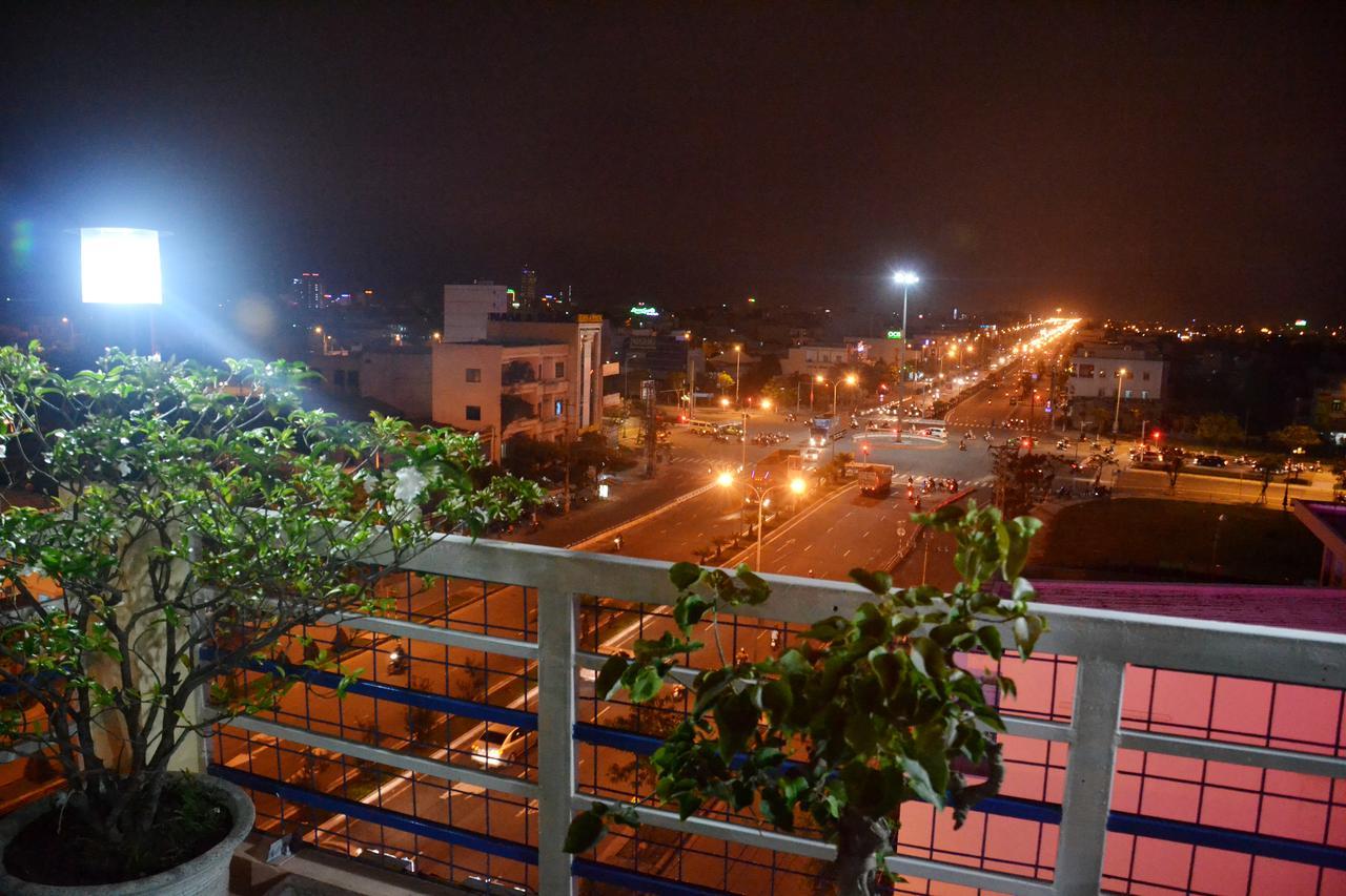 Cong Thuong Hotel Da Nang Buitenkant foto